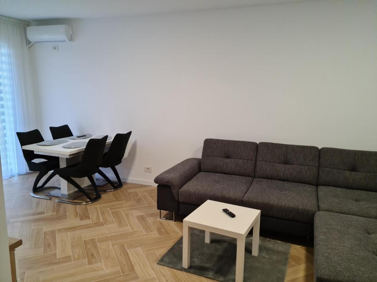 Apartmán Apartament In Complex Rezidential In Oradea Exteriér fotografie