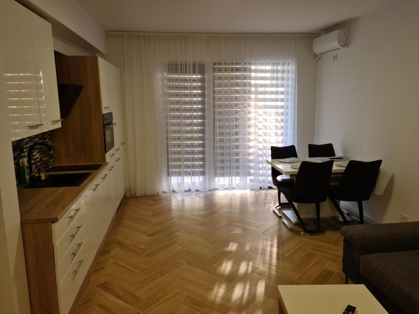 Apartmán Apartament In Complex Rezidential In Oradea Exteriér fotografie